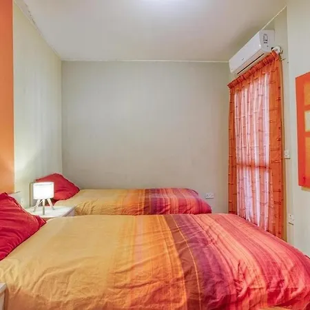 Beautiful 3 Bed Rm Close To Sea And Of Appartement Sliema