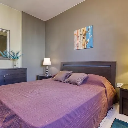 Appartement Beautiful 3 Bed Rm Close To Sea And Of Sliema